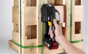 Flejadora manual MB820 16-19mm (5/8" a 3/4") para fleje de PET y PP con batería y cargador
